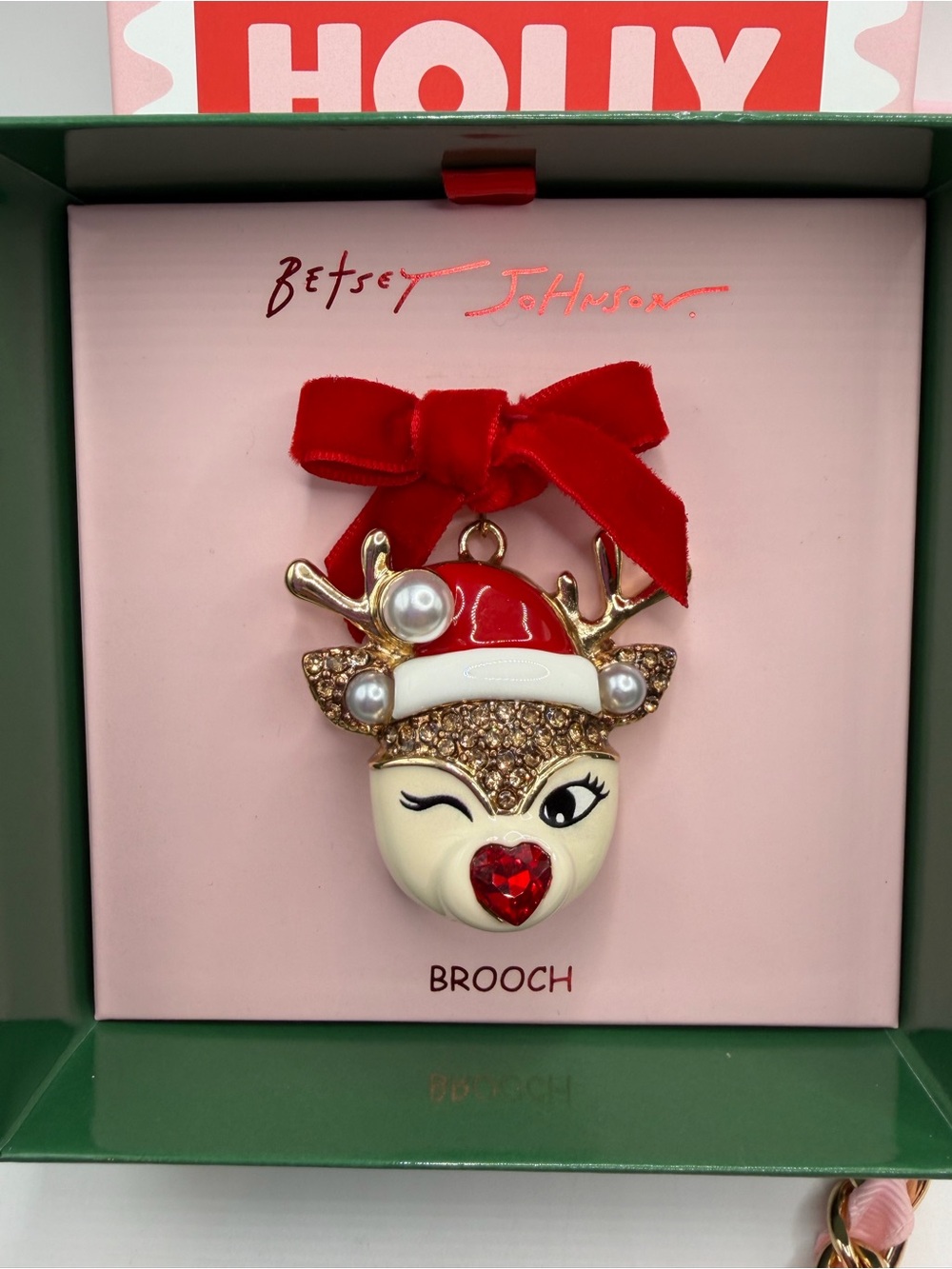 Brooch - Women's Accessory